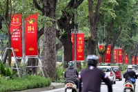 giua tam bao covid 19 my se khong gia han quy dinh gian cach xa hoi