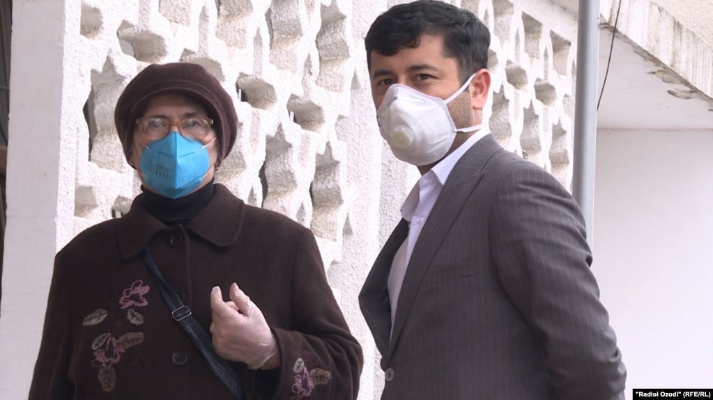 Cập nhật 19h ngày 30/4: Tajikistan có ca mắc Covid-19 đầu tiên, Czech mở cửa thận trọng, Iran hơn 6.000 ca tử vong