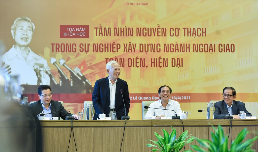 Tổng quan tầm nhìn của Bộ trưởng Nguyễn Cơ Thạch trong sự nghiệp xây dựng và phát triển ngành ngoại giao