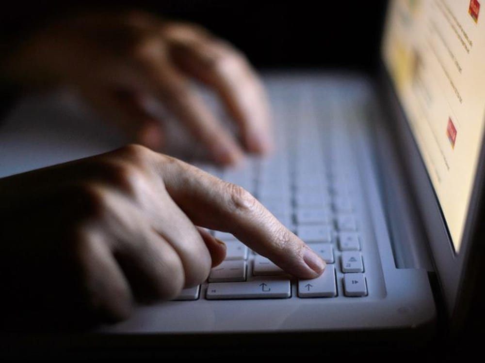 Đưa mọi người xích lại gần nhau, Internet hoàn thiện hơn nhờ đại dịch Covid-19? internet hoan thien hon nho covid 19