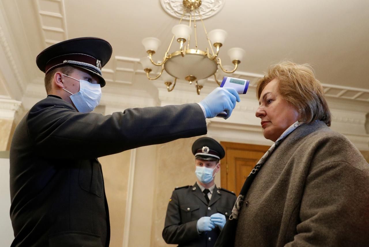 Ukraine, Belarus ghi nhận thêm nhiều ca mắc Covid-19 ukraine belarus ghi nhan them nhieu ca mac covid 19