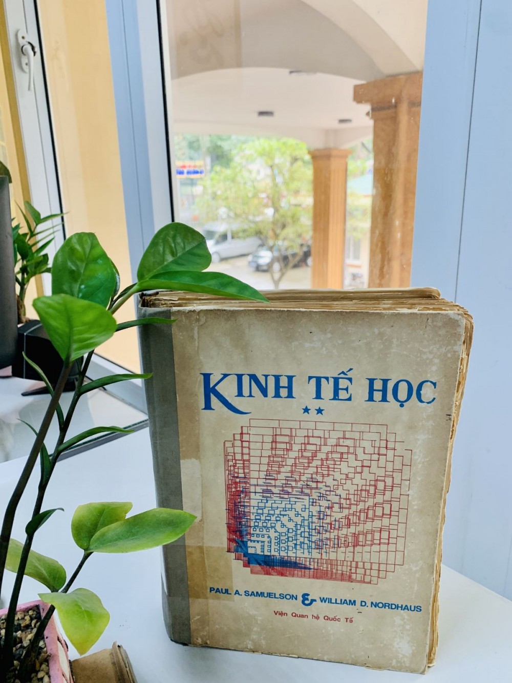 Dấu ấn về đào tạo cán bộ trẻ thời kỳ Bộ trưởng Nguyễn Cơ Thạch *