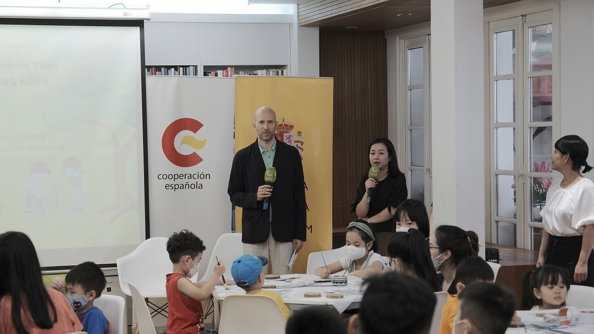 Ông Oriol Solà Pardell - Bí thư thứ nhất Đại sứ quán Tây Ban Nha phát biểu tại sự kiện.