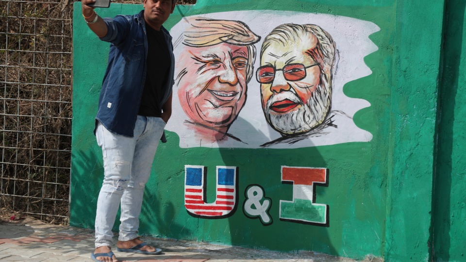 Chèo lái một Ấn Độ táo bạo hơn, Thủ tướng Modi 'đổi màu' chính sách can dự toàn cầu? cheo lai mot an do tao bao hon thu tuong modi doi mau chinh sach can du toan cau