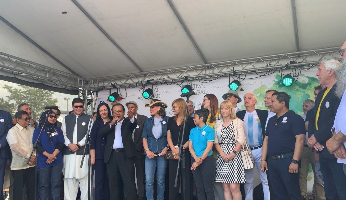 Ẩm thực Việt Nam lại 'gây thương nhớ' ở Hội chợ Ẩm thực và văn hóa ngoại giao tại Czech 2022