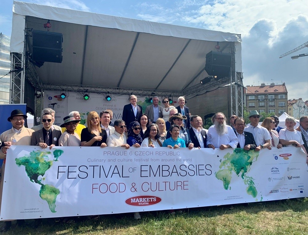 Ẩm thực Việt Nam lại 'gây thương nhớ' ở Hội chợ Ẩm thực và văn hóa ngoại giao tại Czech 2022