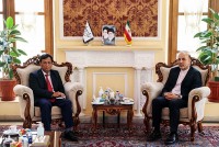 Đại sứ Lương Quốc Huy làm việc với Tổng vụ trưởng Vụ Đối ngoại của Quốc hội Iran