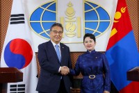 Ngoại trưởng Hàn Quốc đầu tiên thăm Mông Cổ từ năm 2014