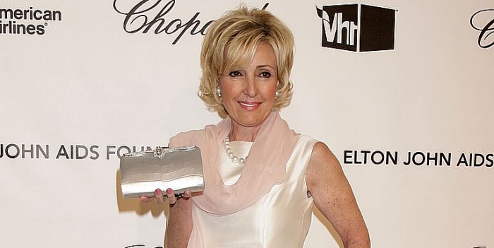 nha thiet ke tui xach hang hieu tro thanh dai su my tai nam phi