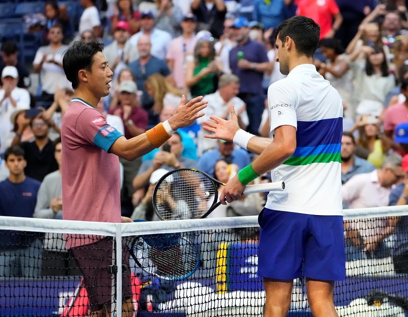 Djokovic đã giành thắng lợi ba set tiếp theo trước Nishikori để giành vé vào vòng bốn của US Open. (Nguồn: Reuters) Djokovic đã giành thắng lợi ba set tiếp theo trước Nishikori để giành vé vào vòng bốn của US Open. (Nguồn: Reuters)
