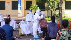 Covid-19 ở Việt Nam sáng 13/9: Tổng số hơn 15.000 ca tử vong; TP. HCM không kiểm soát được dịch trước 15/9; Hà Nội không thể giãn cách mãi