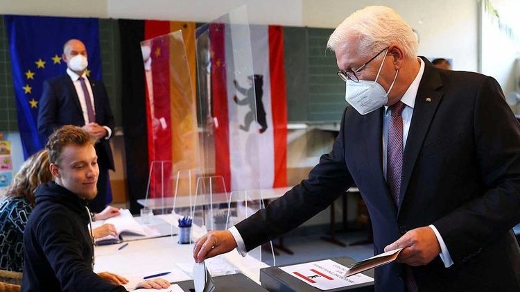 Bầu cử Đức: Tỷ lệ cử tri bỏ phiếu tăng mạnh, chưa lộ diện người kế nhiệm bà Merkel