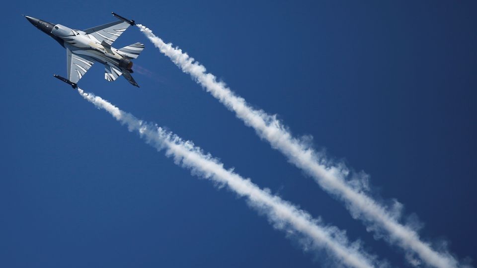 Khó sửa chữa MiG-29 thời Liên Xô, Bulgaria chốt thêm hợp đồng 8 máy bay chiến đấu F-16 Mỹ