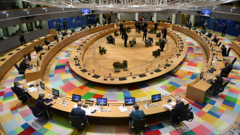 Ván cờ Belarus và chuyện ‘bắt cá hai tay'