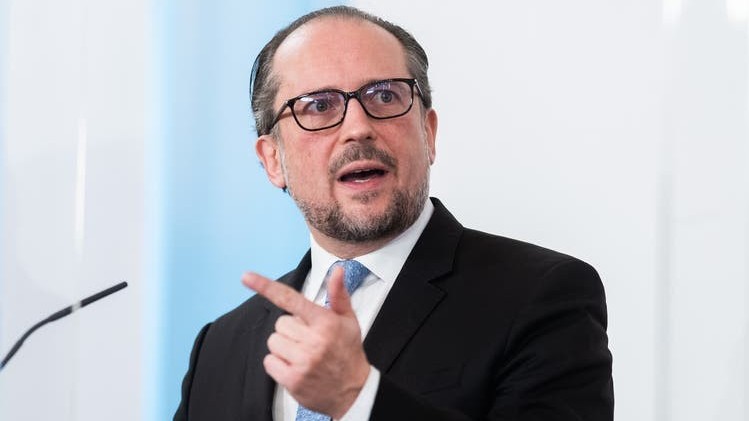 Điện mừng Thủ tướng Cộng hòa Áo