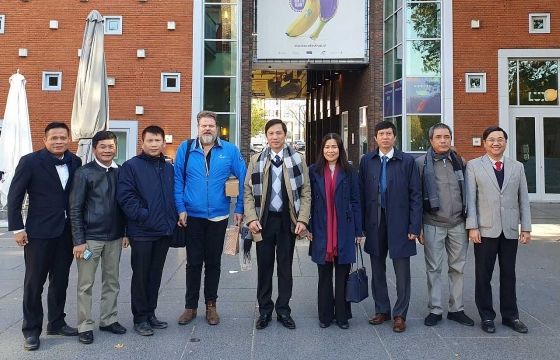 Lãnh đạo và doanh nghiệp tỉnh Quảng Trị thăm và làm việc tại Hà Lan