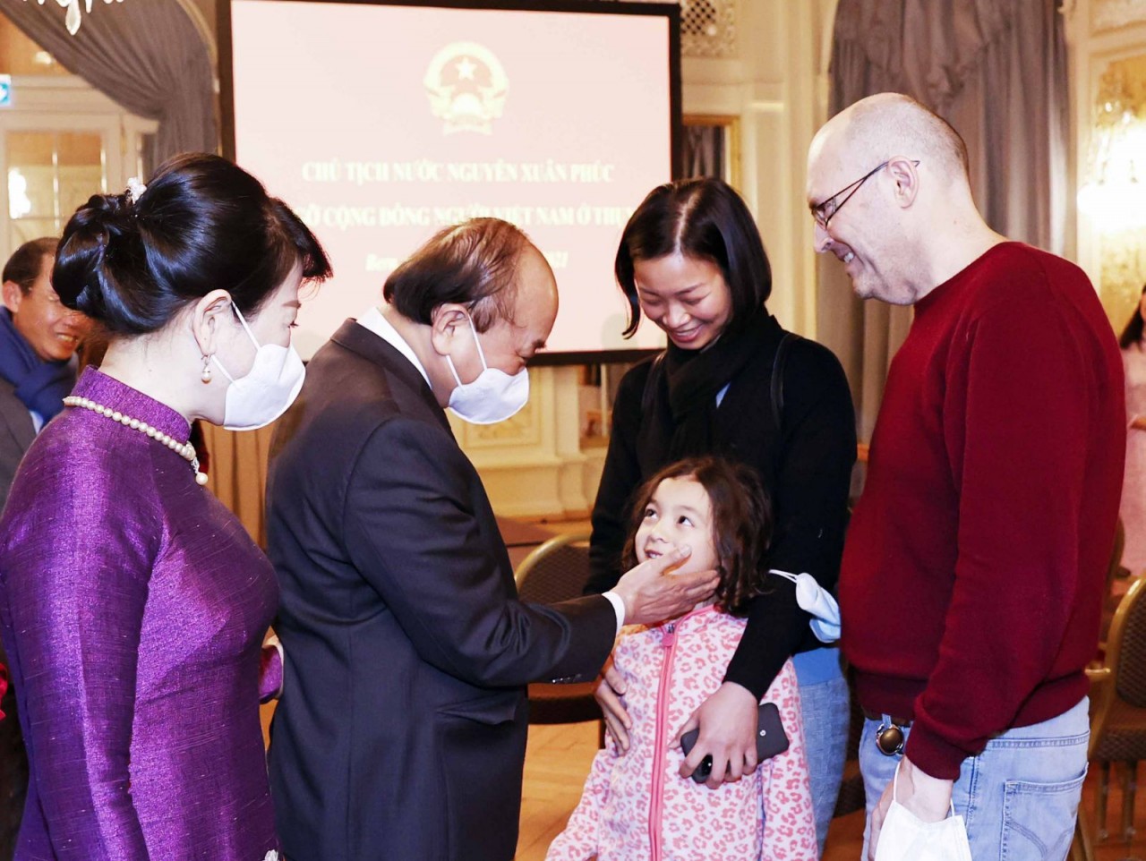 undefined Cộng đồng người Việt tại Thụy Sỹ luôn hướng về quê hương