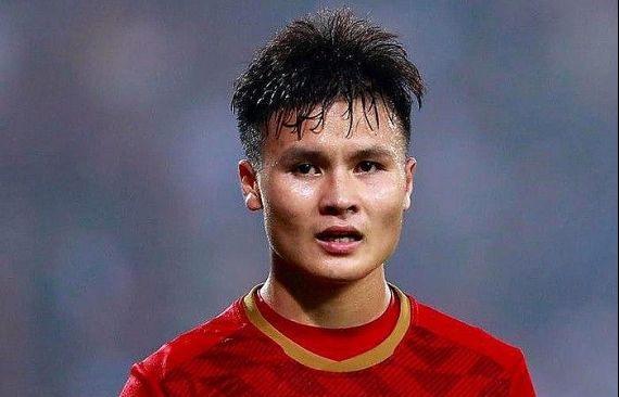 Quang Hải không có đối thủ với siêu phẩm 'cầu vồng tuyết'