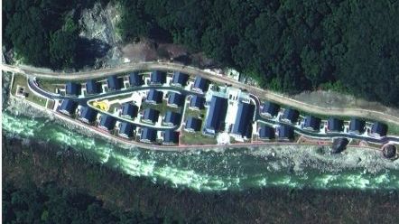 Xây làng ở Himalaya, Trung Quốc đang áp dụng chiến lược Biển Đông?