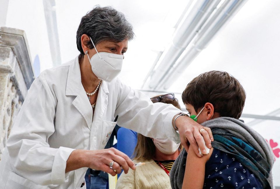 Số ca nhiễm biến thể Omicron đang tăng nhanh tại Italy