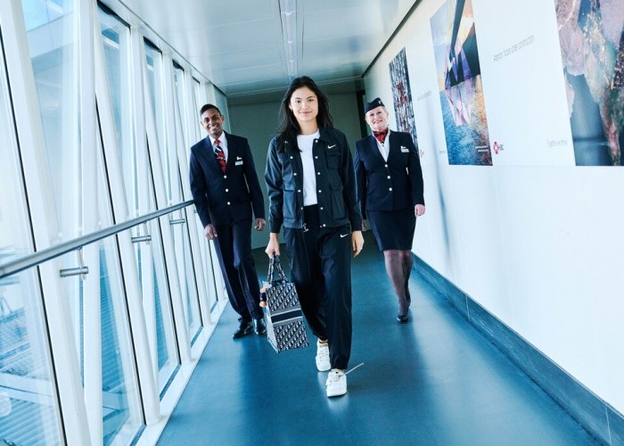 Hãng hàng không British Airways đã chọn sao quần vợt Emma Raducanu làm đại sứ thương hiệu toàn cầu mới nhất của hãng. (Nguồn: Travel News)