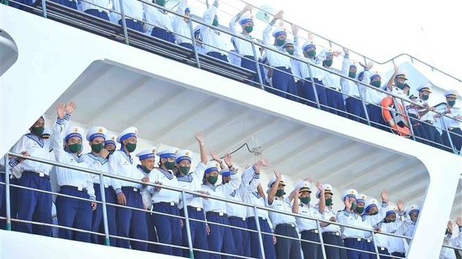 Tình cảm sâu sắc với quân và dân huyện đảo Trường Sa