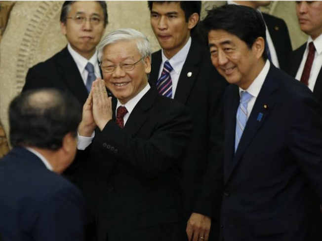 Đối ngoại Đảng 2015: Vĩ mô và thiết thực