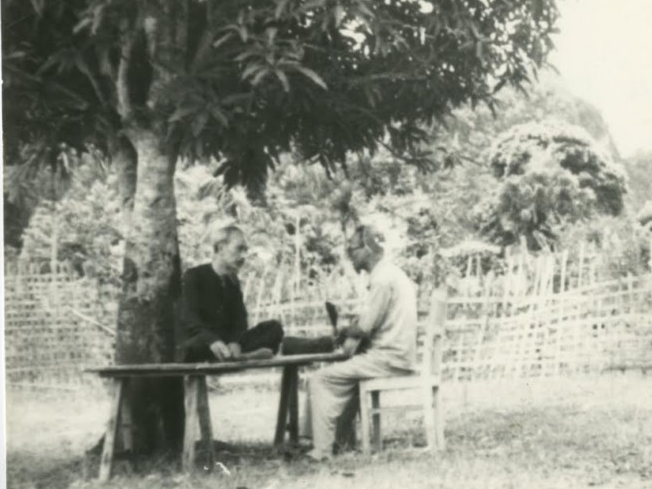 Nếu chấp nhận, tôi là kẻ “hèn mạt”