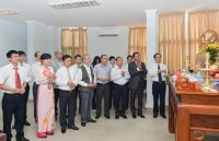 tri thuc lam giau cho nguoi viet o hungary