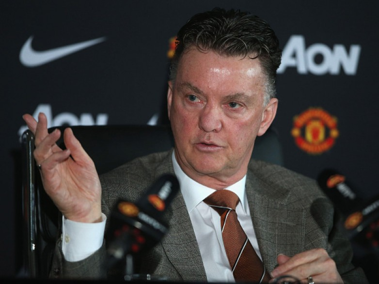 HLV Van Gaal: "MU cần vô địch FA Cup"