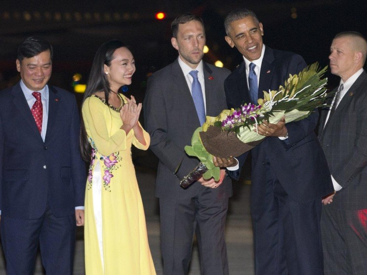Tổng thống Hoa Kỳ Barack Obama bắt đầu thăm chính thức Việt Nam