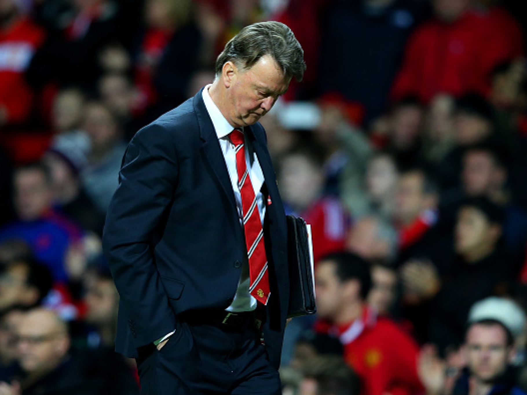 Nóng: Man Utd sa thải HLV Louis Van Gaal