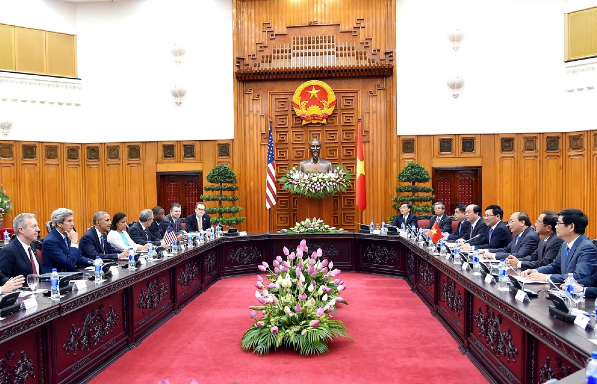 Thủ tướng Nguyễn Xuân Phúc gặp Tổng thống Barack Obama