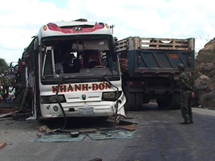 Vụ nổ xe khách tại Lào: Kết luận ban đầu về nguyên nhân