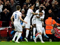 kane va vardy ru nhau thu gian sau vong bang euro