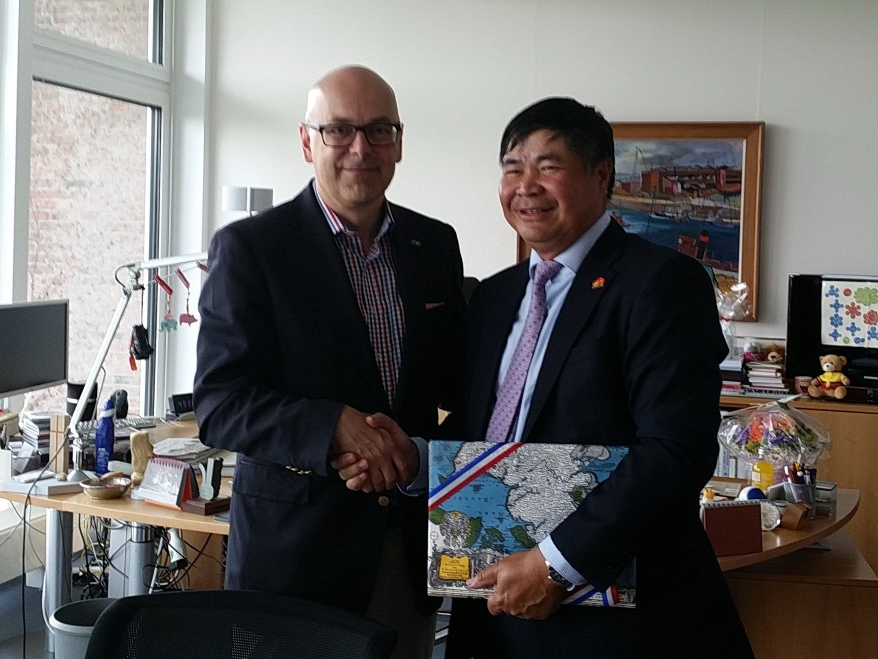 Thúc đẩy hợp tác giữa Việt Nam và Bang SchleswigHolstein