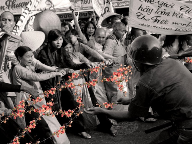 Không sửa chữa, ghép tác phẩm nhiếp ảnh làm xâm hại danh dự cá nhân