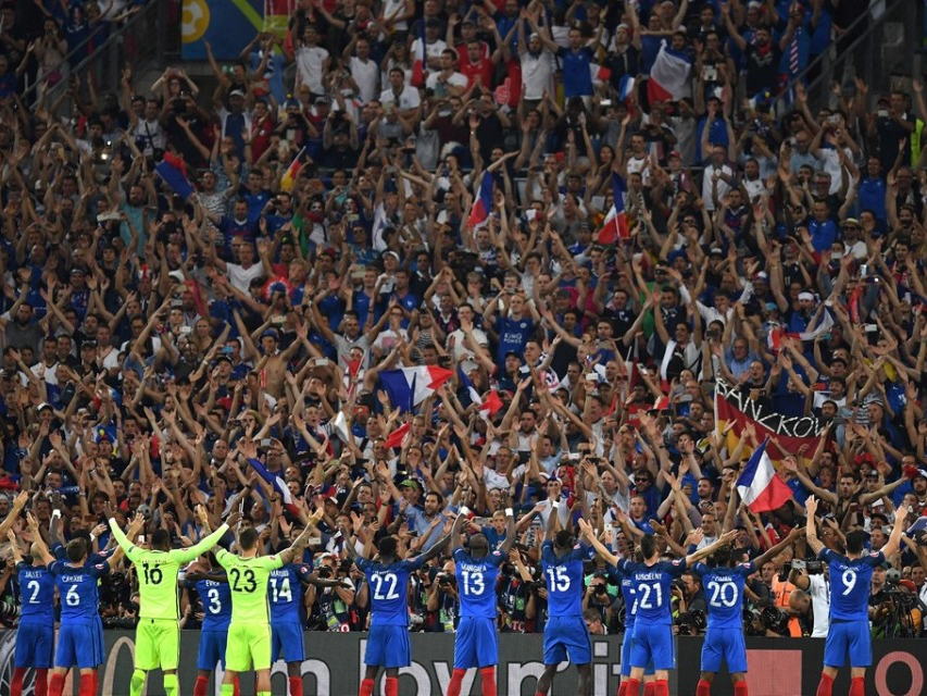 Paris trong một giấc mơ hình tròn