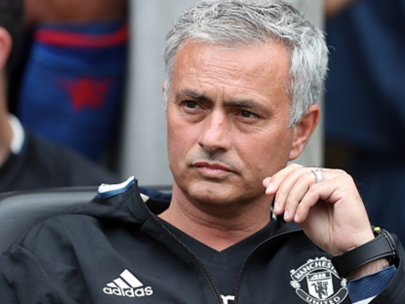 Mourinho có thể trở thành “Sir Alex mới”