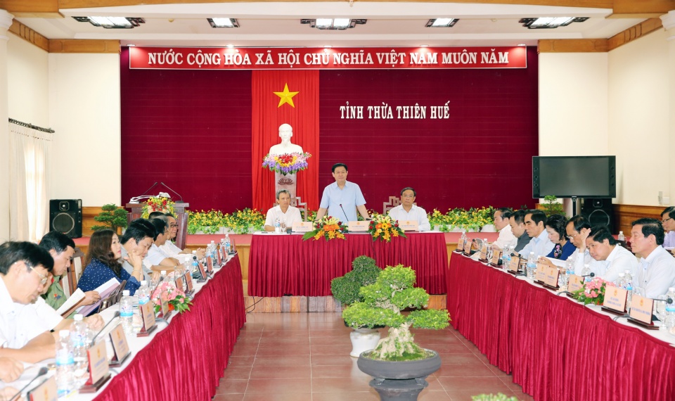 Phó Thủ tướng Vương Đình Huệ: Huế phải thay đổi tư duy về du lịch pho thu tuong vuong dinh hue hue phai thay doi tu duy ve du lich