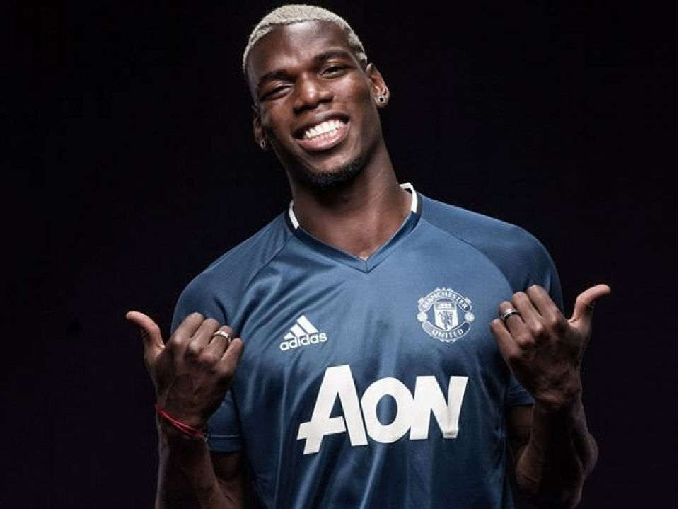 Man United hoàn tất việc chiêu mộ Pogba