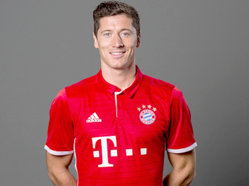 Chuyển nhượng 11/8: Arsenal bất ngờ muốn có Lewandowski