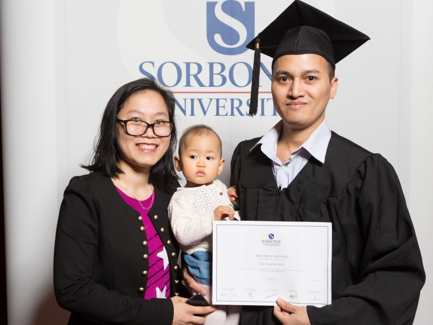 Dấu ấn trên đất Pháp của tiến sĩ người Việt