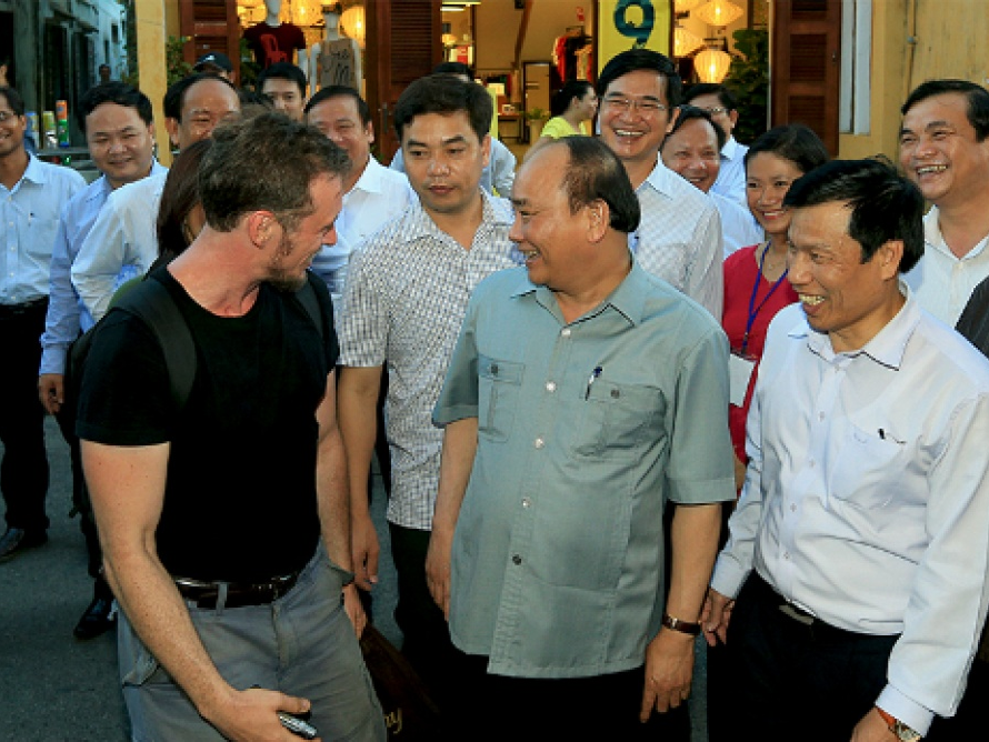 Thủ tướng xin lỗi việc đoàn xe công đi vào phố cổ Hội An