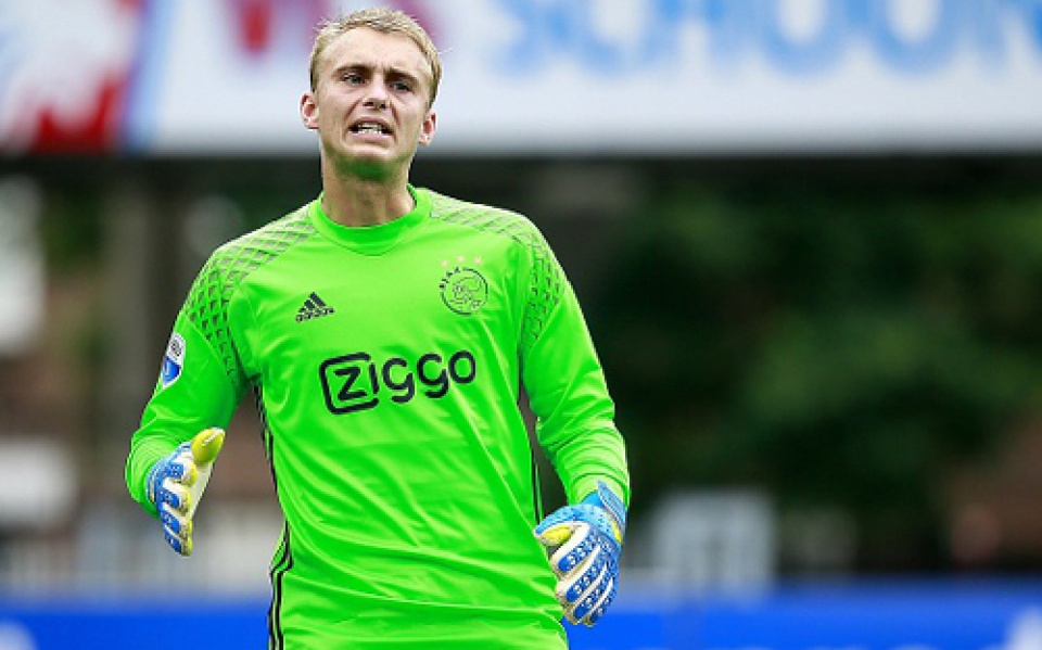 chuyen nhuong 268 varane tu choi muc luong hau hinh o man united