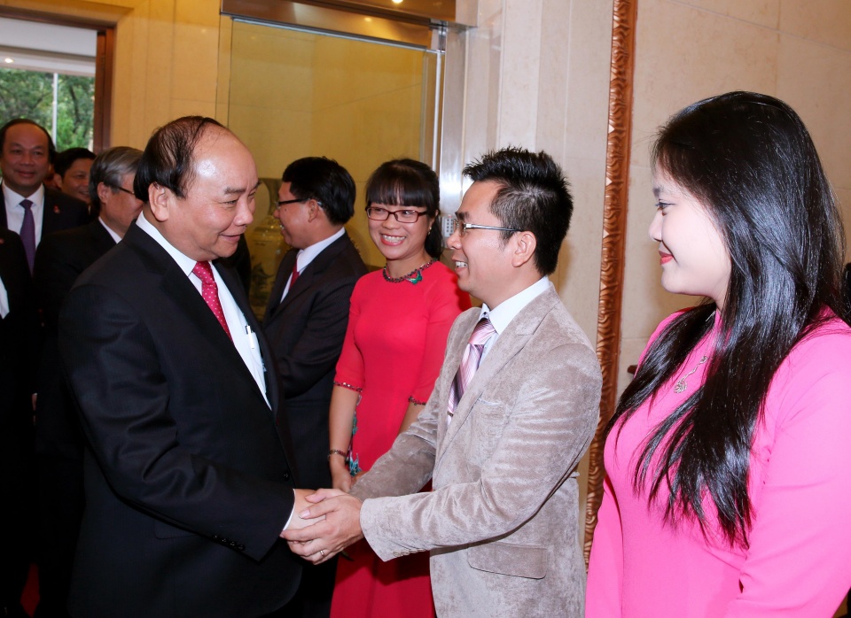 dsq viet nam tai trung quoc phat huy vai tro cau noi giua hai nuoc