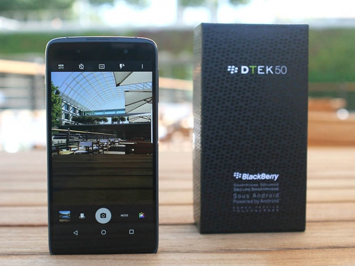 BlackBerry tuyên bố ngừng sản xuất smartphone, đóng cửa bộ phận di động