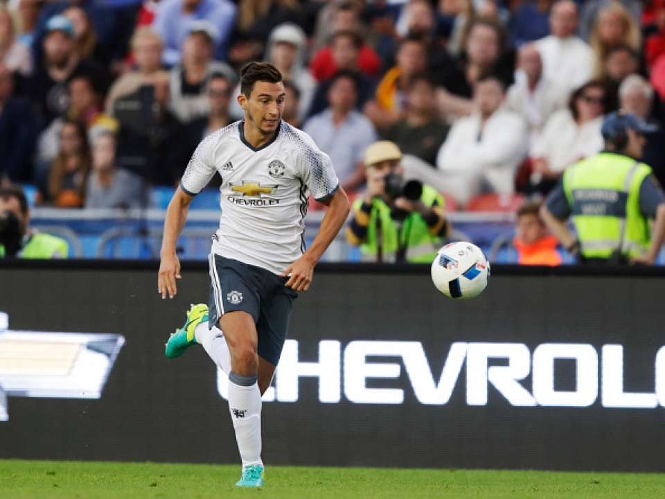 Inter Milan ngỏ ý muốn chiêu mộ hậu vệ phải của Man United