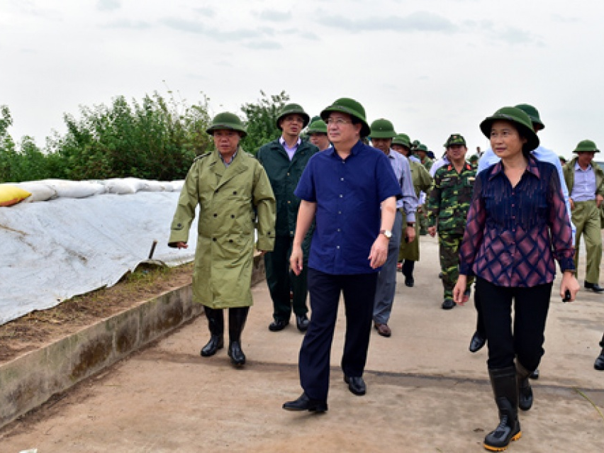Theo dõi chặt chẽ diễn biến mưa bão để ứng phó trong mọi tình huống