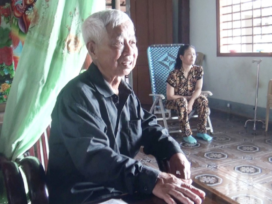 Con thoát khỏi cướp biển Somalia sau hơn 4 năm, cha mẹ già vui quên ngủ